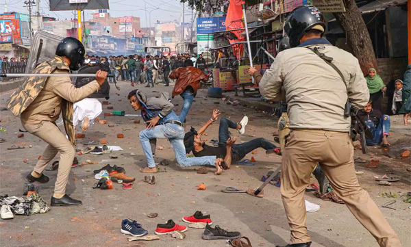 UP govt to attach property of CAA protesters 