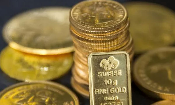 Oil, gold prices climb higher as Middle East tensions flare
