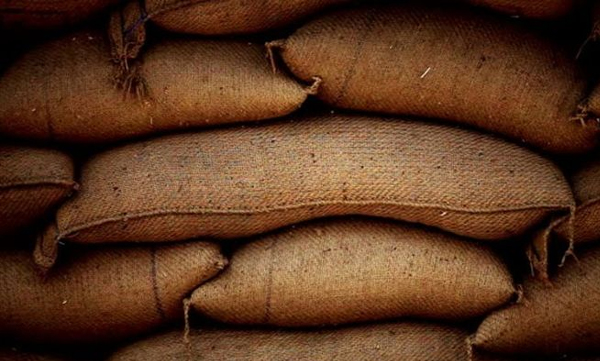 railway police suspended in the theft of rice sack 