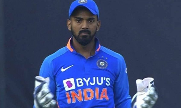 panth under concussion instead of rahul as wicket keeper 