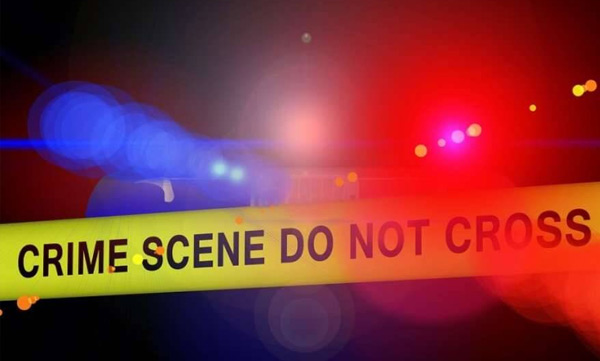 posing as crime branch officer robbed police officer house 