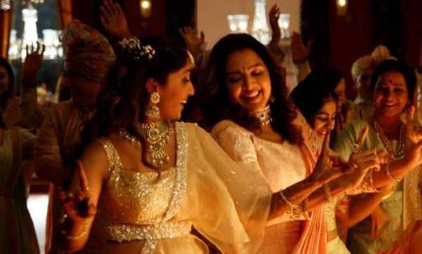 manju warrier with amithabh bachchan and jaya bachchan in kalyan jewelry ad