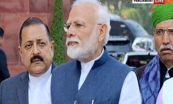 Should focus on economic issues, empowerment of people: PM on Budget Session