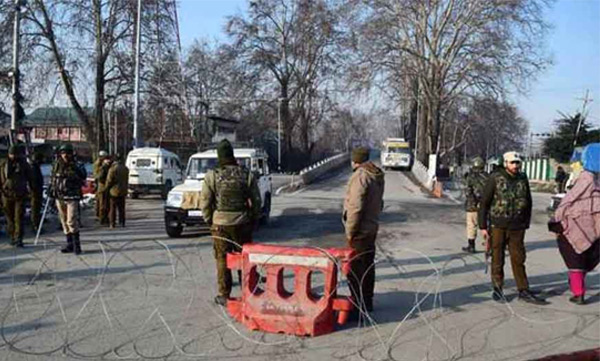 Internet services snapped in Kashmir again