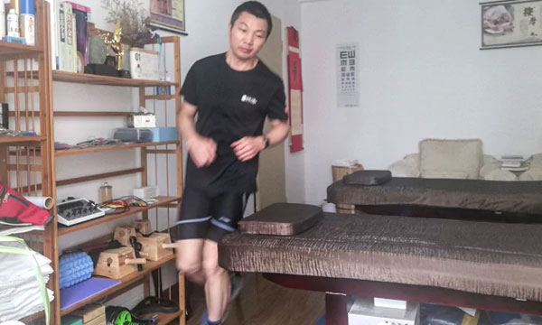 Gyms Closed Due To Coronavirus, Chinese Man Runs ‘Marathon’ In Apartment