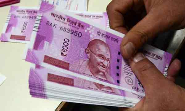 some bank atms stop 2000 rupee notes