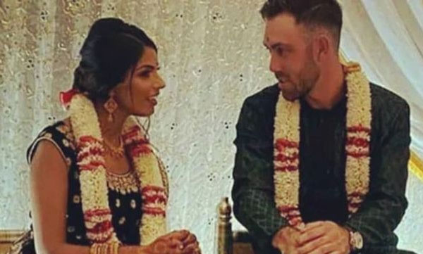 australian crickter maxwell got engaged