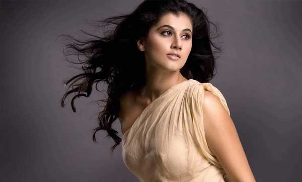 thapsi pannu shares childhood photo