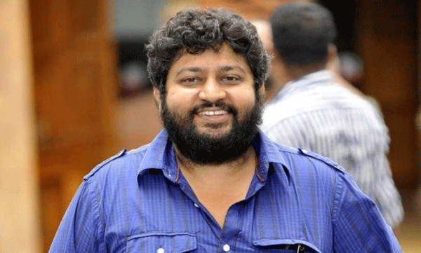 LIJO JOSE PALLISSERY TROLLS PRIME MINISTER