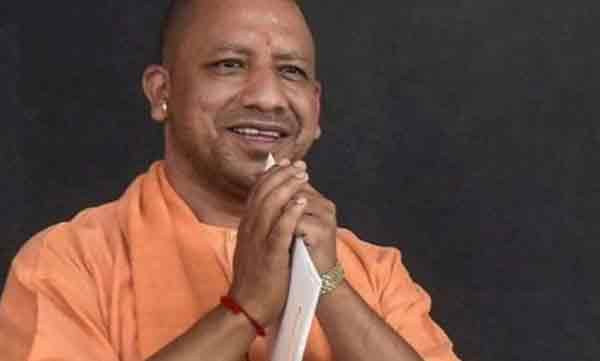 yogi adhithyanath giving 11 laksh 