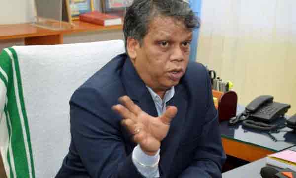 loknath behra on vehicle checking on lock down 