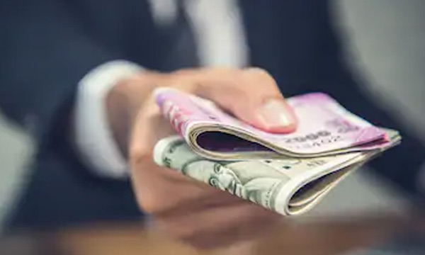 governor signed ordinance on salary cut