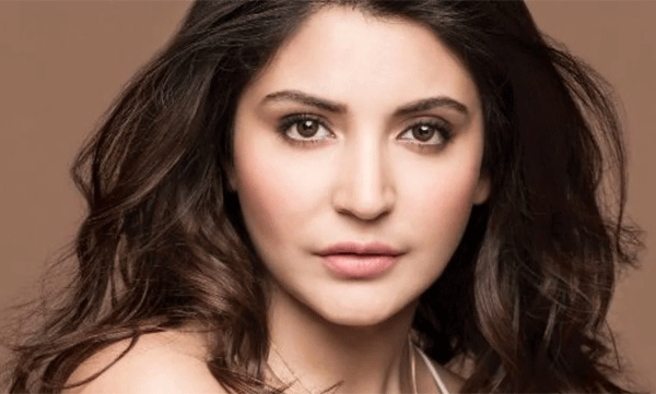 notice againstanushka sharma