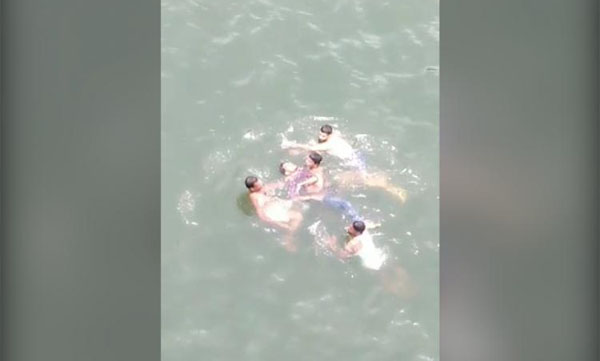 Muslim men rescue man from Netravati river, their attempt portrayed as communal violence
