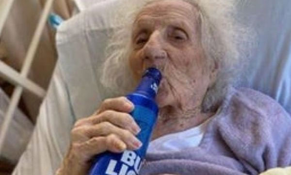 103 year old lady defeat covid