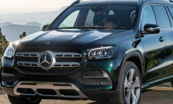 New-generation Mercedes-Benz GLS SUV