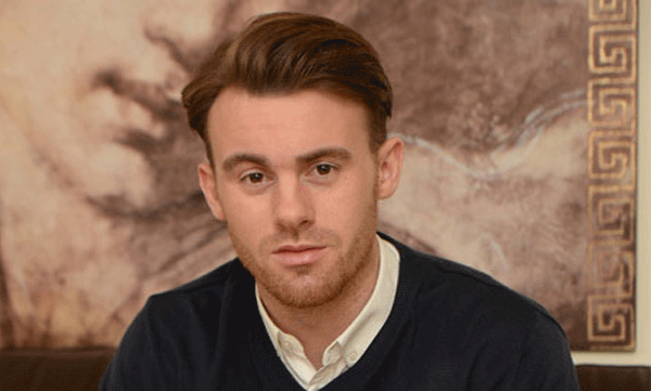 after comma stage , English footballer roy curtis speak french in an interview