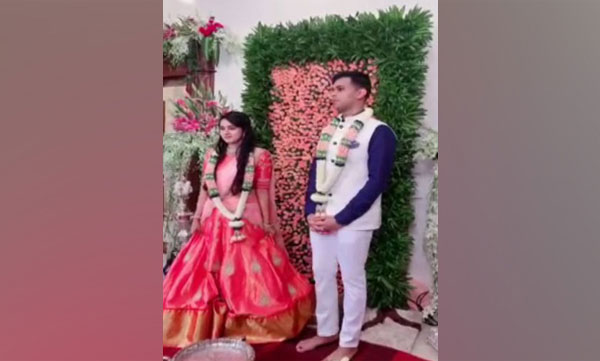 D.K sivakumar's daughter  engaged to v.g's son