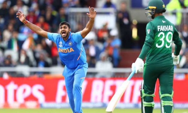 pakisthan fan abused us in india pakisthan world cup match says vijay shankar 