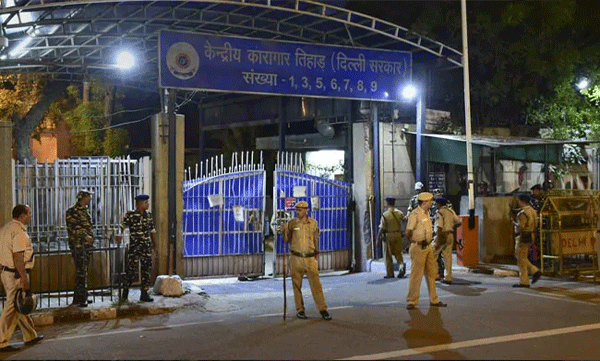 tihar jail , man killed coprisoner for raping his sister 