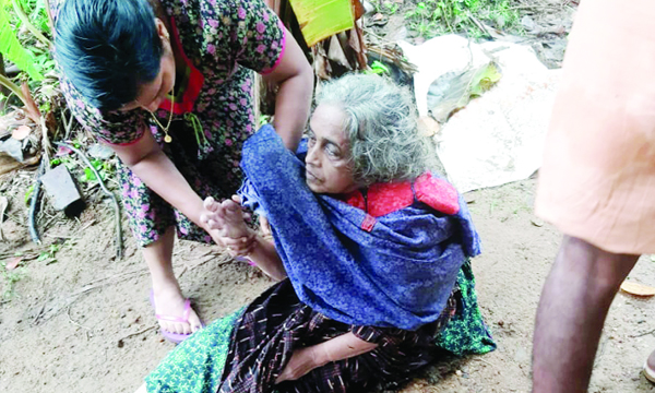 old women trapped in manimala river rescued after 4 hours in water