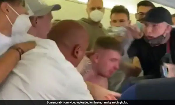 fight On Airline After Two Passengers Refuse To Wear Masks