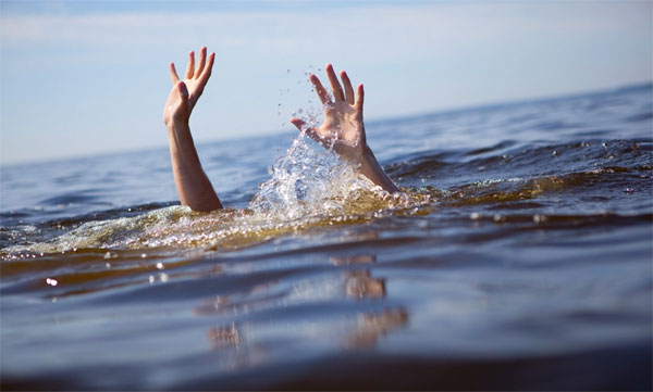 two drowned in kottayam
