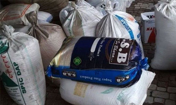 sell mid day meal rice, three teachers suspended