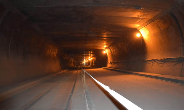 atul tunel, 8.8 km long, 3,000 metre above sea