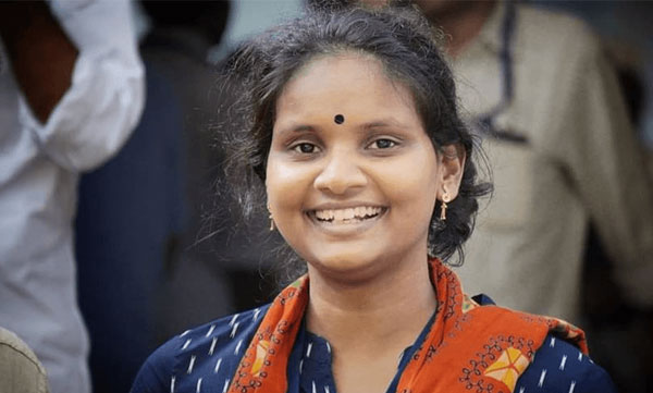 remya haridas mp's car blocked by cpm activists