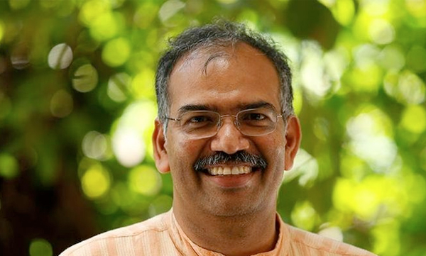 Muralee Thummarukudy Facebook post on Covid patient raped by ambulance driver