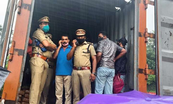 attinkal ganja seized investigation extending to bangalore 
