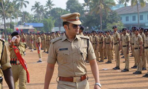 police search for criminal political gundas