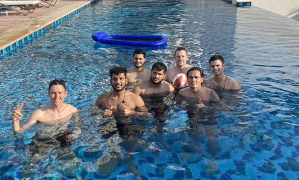 arjun tendulkar with mumbai inidan team for ipl 