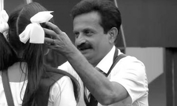 reshma rajan moves to police station against another contestant rajith kumar