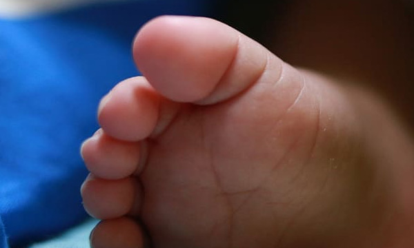 covid test: pregnent women excluded three hospitals ; twins died in delivery