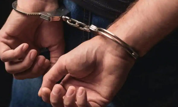 nude photo of women serial actor and other two person got arrested