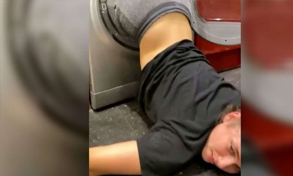 drunken women stuked in washing machine video viral