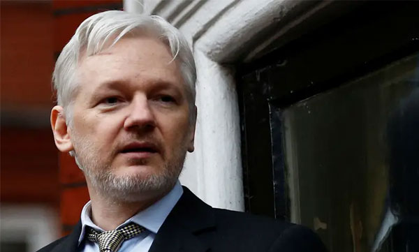 julian asanj in depression, showing suicide tendency 