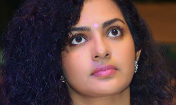 parvathi thiruvoth resigned from amma 