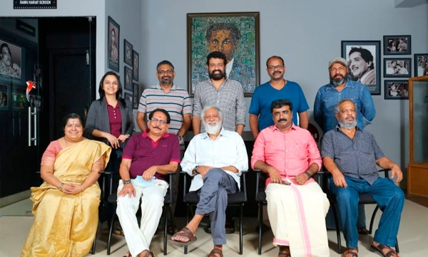 രാവിലെ 9 മുതല് രാത്രി 10 വരെ നീണ്ട പ്രദര്ശനങ്ങള്; ഞങ്ങള് 9 പേര് കഴിഞ്ഞ ഇരുപത്തിയൊന്ന് ദിവസം ജയിലില് ആയിരുന്നു: ബെന്യാമിന്