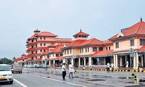 gold smuggling in nedumbaseri 