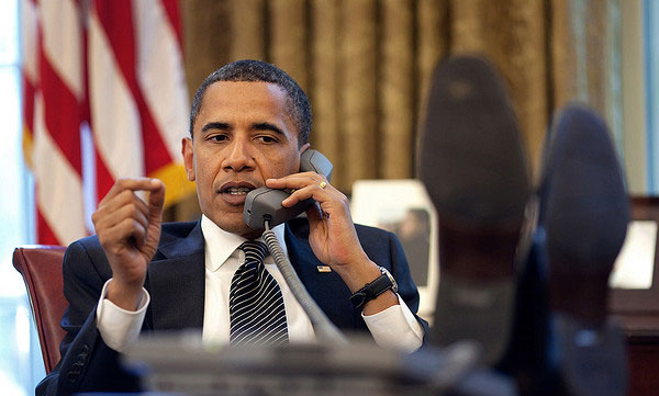 barak obama calls people to vote for joe biden