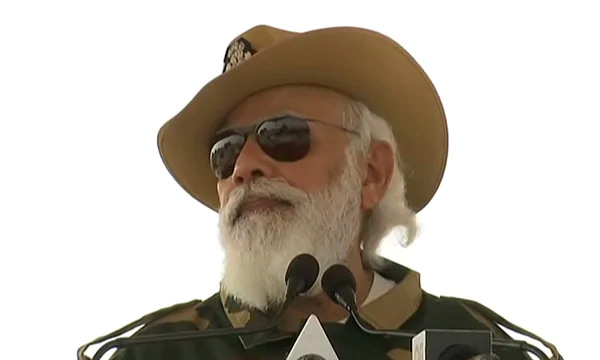 PM Spends Diwali With Soldiers In Jaisalmer