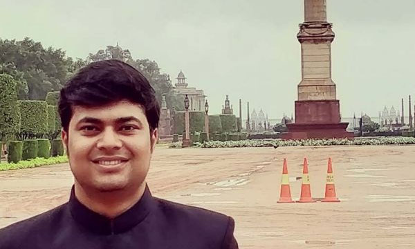 ias officer starts crowd funding to send students to study