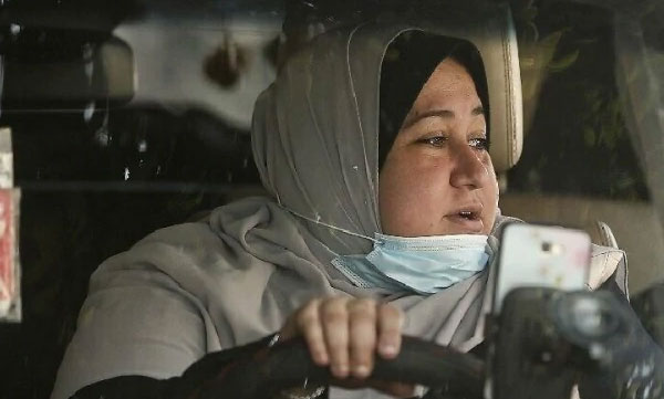 gaza's first woman taxi driver