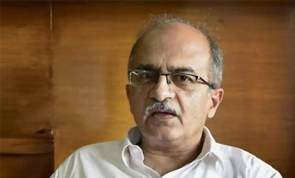 prashant bhushan praises CM Pinarayi Vijayan for withdrawing kerala police law amendment 