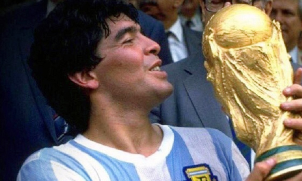 diego maradona- hena panappurayil