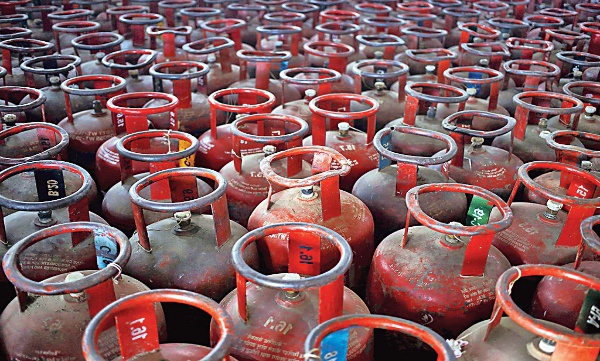 Subsidized gas connection of bharath gas changing 