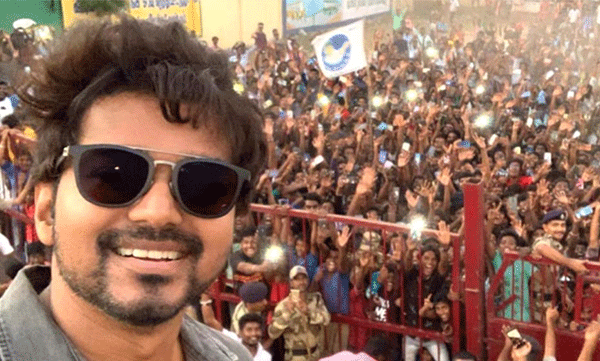 actor vijay's tweet world record 